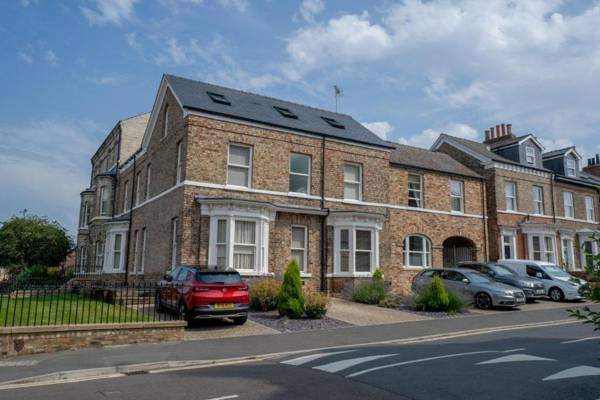 Luxury Apartment 6 Bluebridge with free allocated parking