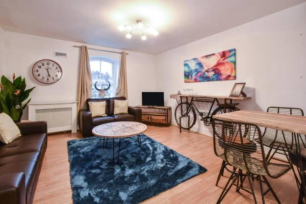 Luxury Apartment at Woodsmill Quay