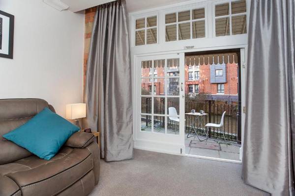 Waters Edge at Cocoa Suites