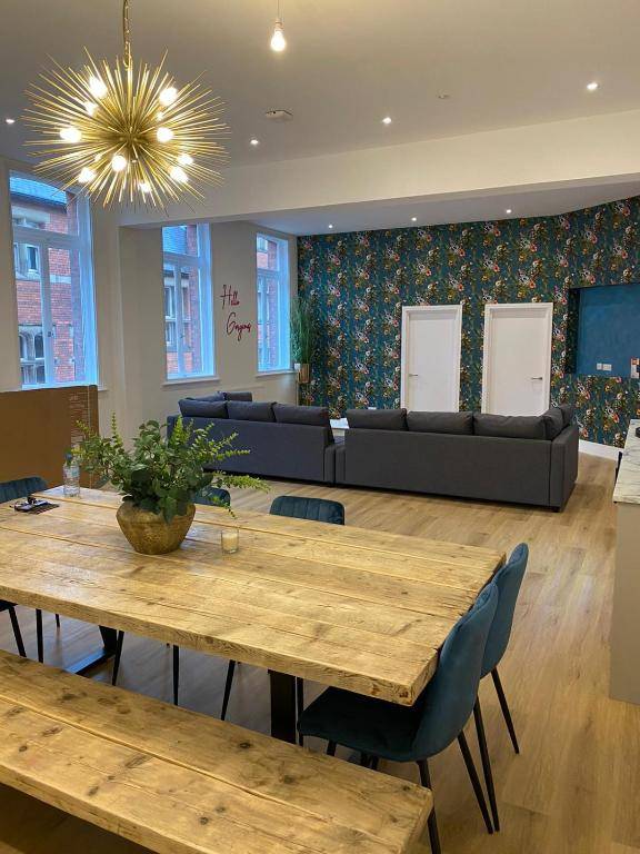 York Riverside Apartments