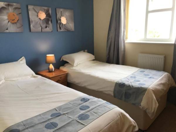 Halfway House Inn Country Lodge