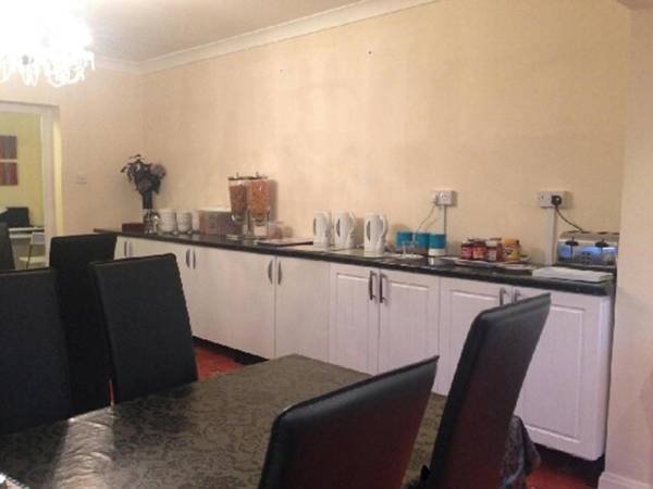 London Heathrow Guesthouse