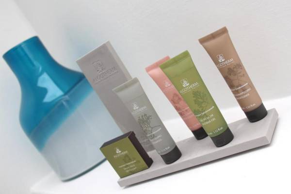 St John's Lodge (incl off-site health club)