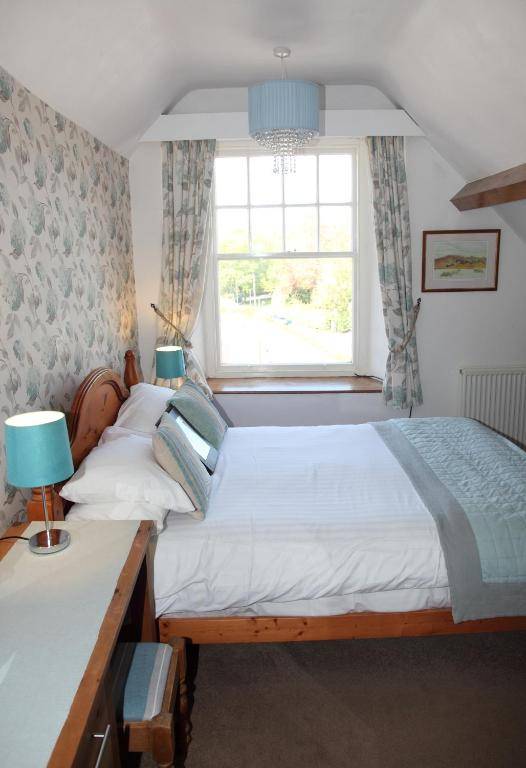 Kirkwood Guest House