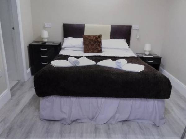 Roger Ground Guest House