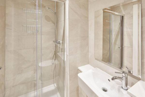 Host & Stay - 3 Queens Court