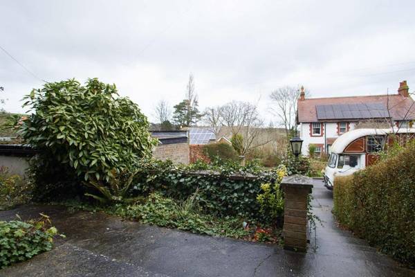 Host & Stay - Brook Villa