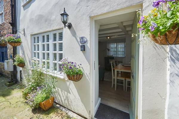 Host & Stay - Jet Cottage