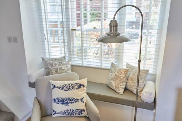 Host & Stay - Amber Cottage