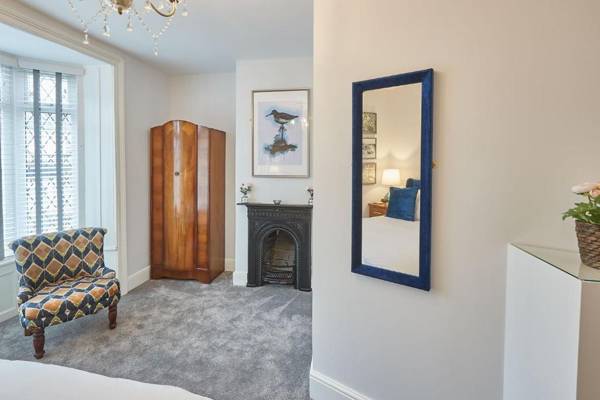 Host & Stay - The Gray Haven