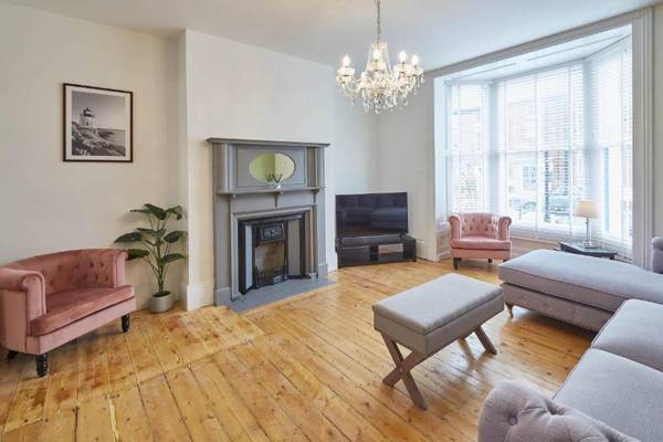 Host & Stay - Hidden Treasure