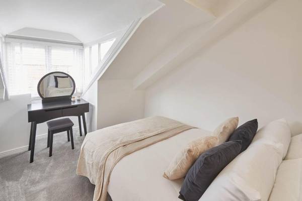 Host & Stay - Hidden Treasure