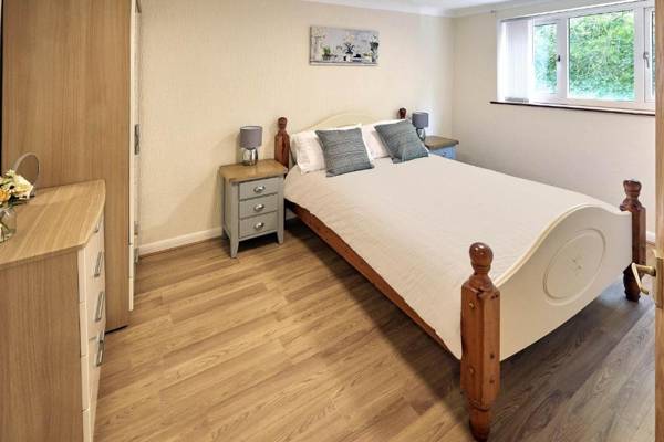 Host & Stay - Rock Cottage