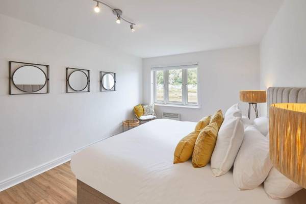 Host & Stay - Freshwater View