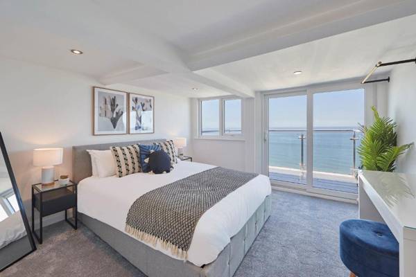 Host & Stay - Pier View Penthouse