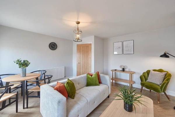 Host & Stay - Whitby Heights