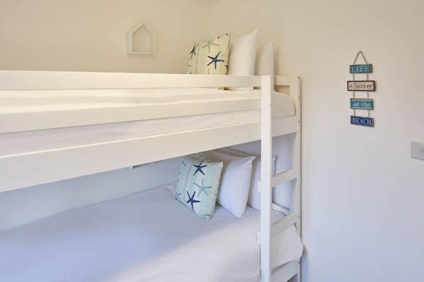 Host & Stay - Redsky House