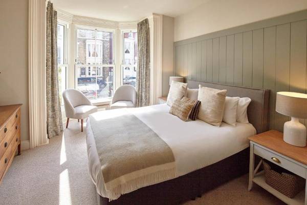 Host & Stay - The Salt Nook