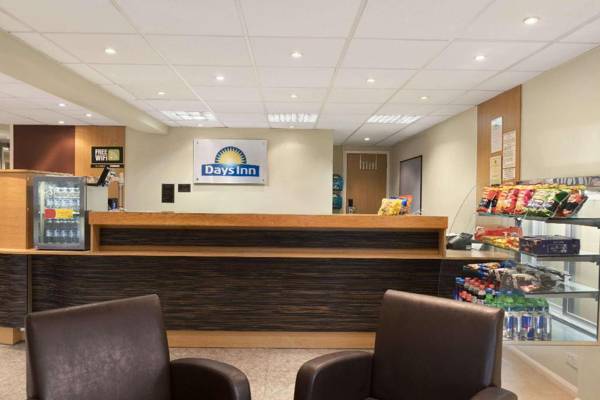 Days Inn by Wyndham Warwick North M40