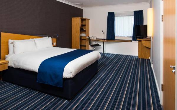 Holiday Inn Express Northampton - South an IHG Hotel