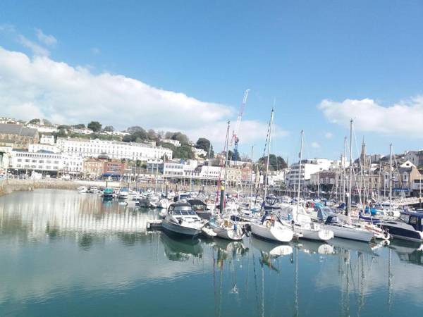 The Daylesford -Adults Only