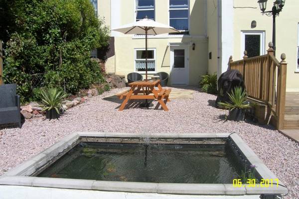 Appletorre House Holiday Flats