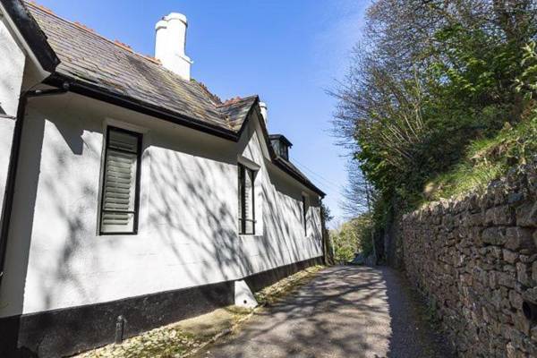 2 Bed - Bay Cottage