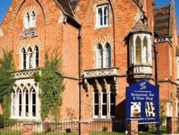 The Corner House Hotel