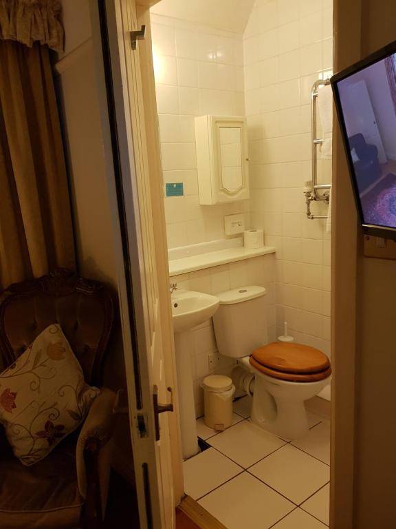 Schoolhouse Restaurant and Hotel