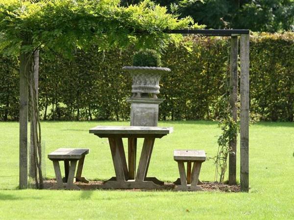 Comedy Cottage MALMESBURY