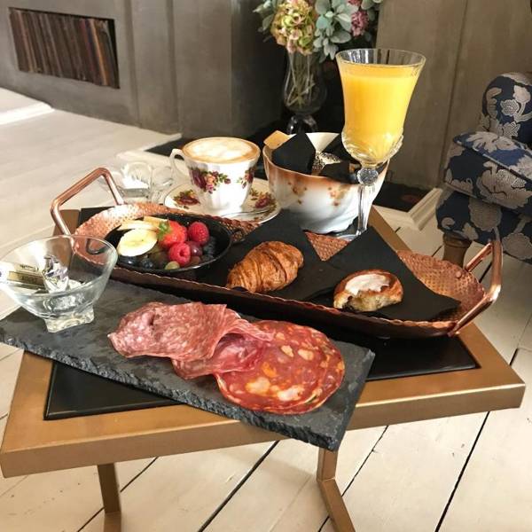 The Music Fable Hotel