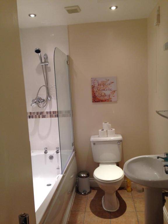 Elms West Apartments