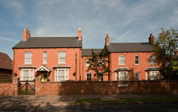 Stratford Limes Hotel