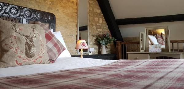 The Kings Arms Hotel