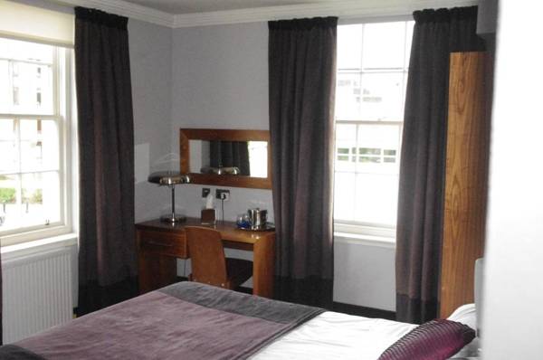 Fletcher's Restaurant Bar & Rooms