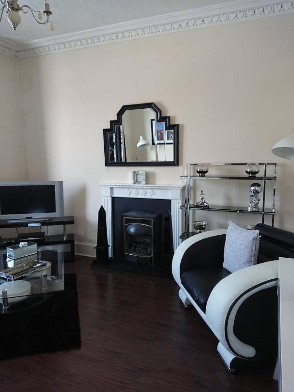 Robert The Bruce Apartment