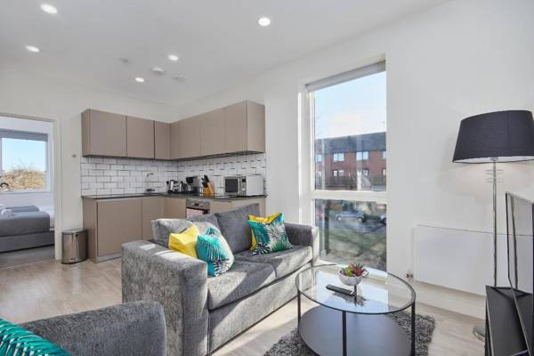 Luxury Central Stevenage Apartment 