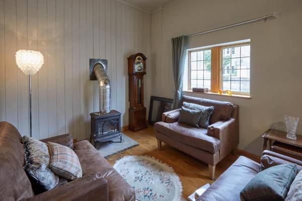 Host & Stay - The Old Post Office