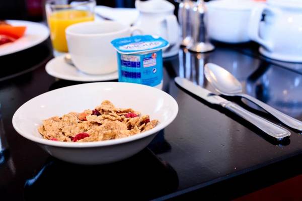 Rollestone Manor B&B and Restaurant