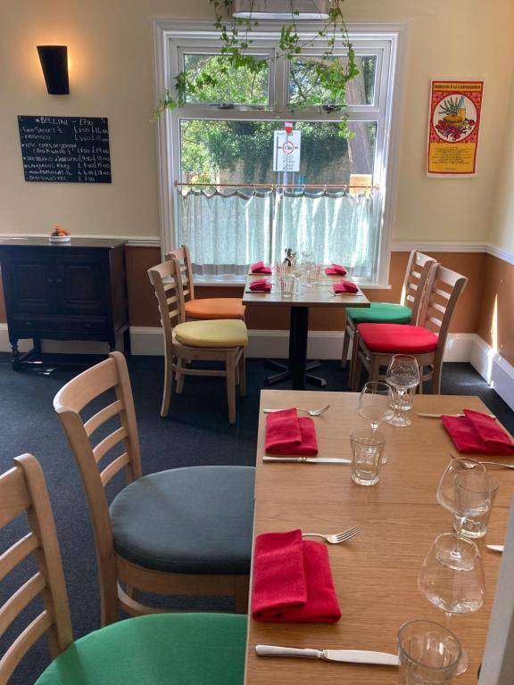 Newell Restaurant and Rooms