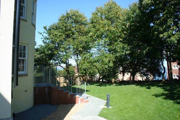 Highlands Apartment 5