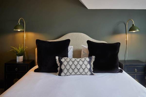 Host & Stay - Raven House