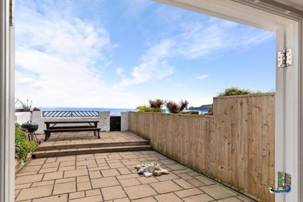 Kilmore - Beach Front House Direct Beach Access Spectacular Sea Views