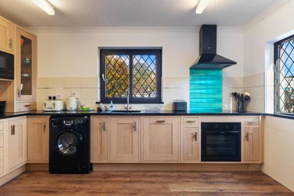 Hazelglade Cottage - Hot Tub Games Room Pet Friendly