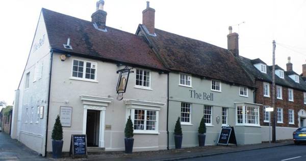 The Bell Hotel Woburn By Greene King Inns