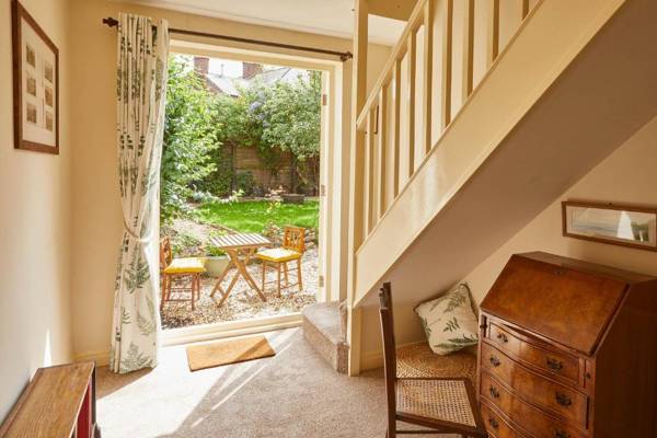 Host & Stay - Rosebank Cottage
