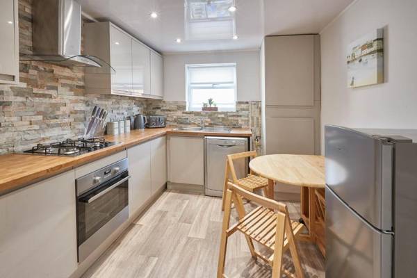 Host & Stay - Huntcliffe at Ruby