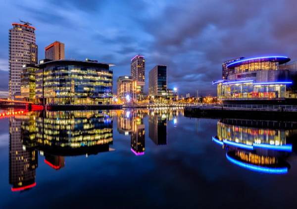 Hallsphere - Stunning Apartment Salford Quays