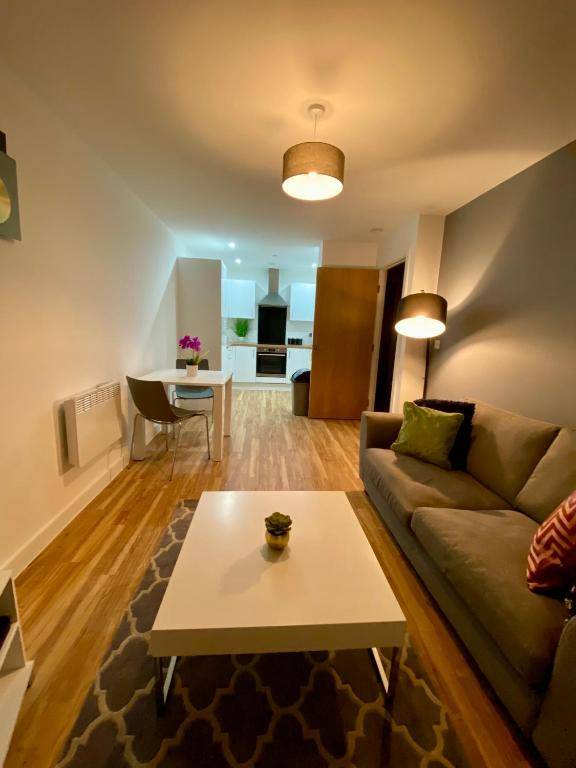 Hallsphere - Stunning Apartment Salford Quays