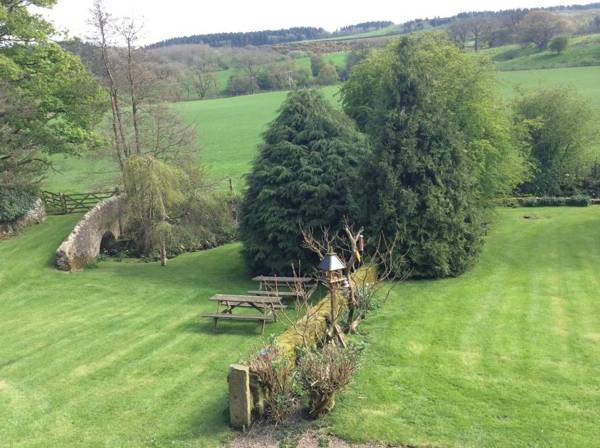 Whashton Springs Farmhouse B&B